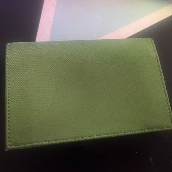 Prada Wallet - Picture 5 of 6
